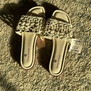 Tommy Bahama Sandals